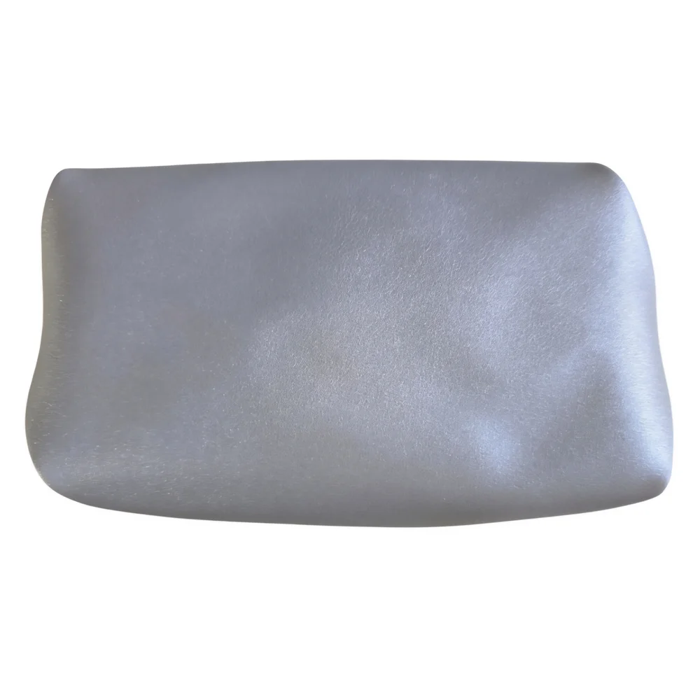 Elegant Silver Cosmetic Bag - Picture 3 of 9